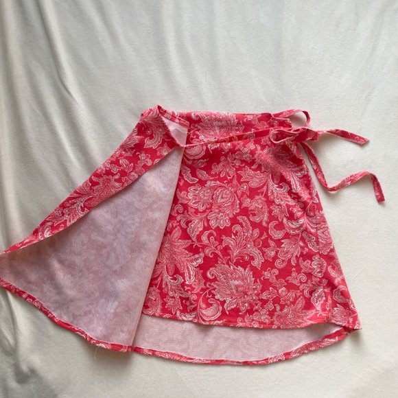 pink floral white wrap skirt bow tie - Picture 5 of 7